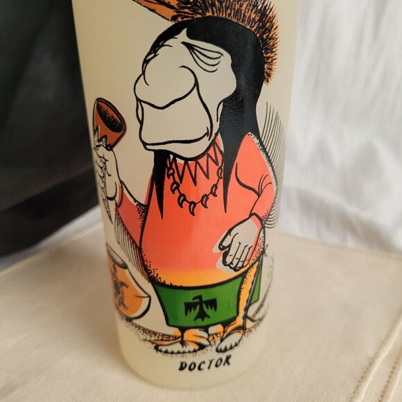 Vintage 50s Indian "Doctor" Frosted Glass Tumbler Bill T Lores Texaco Giftware - Picture 2 of 7